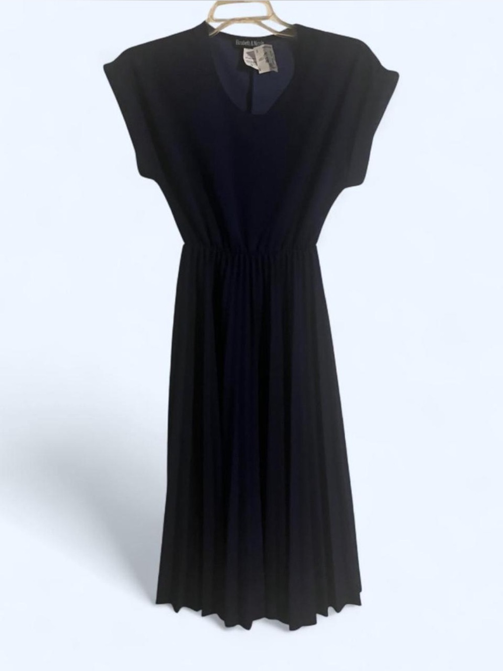Elizabeth th & Nicole Classic Navy V-Neck Midi Dress in size PM